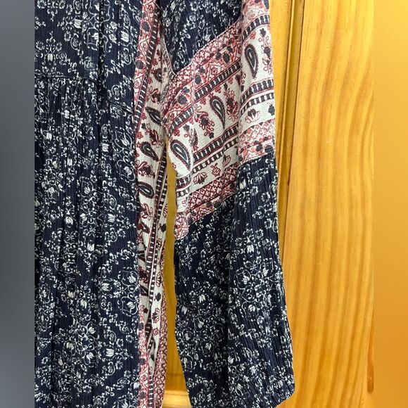 American Eagle printed dress with front tassel ties size Medium - Picture 4 of 7